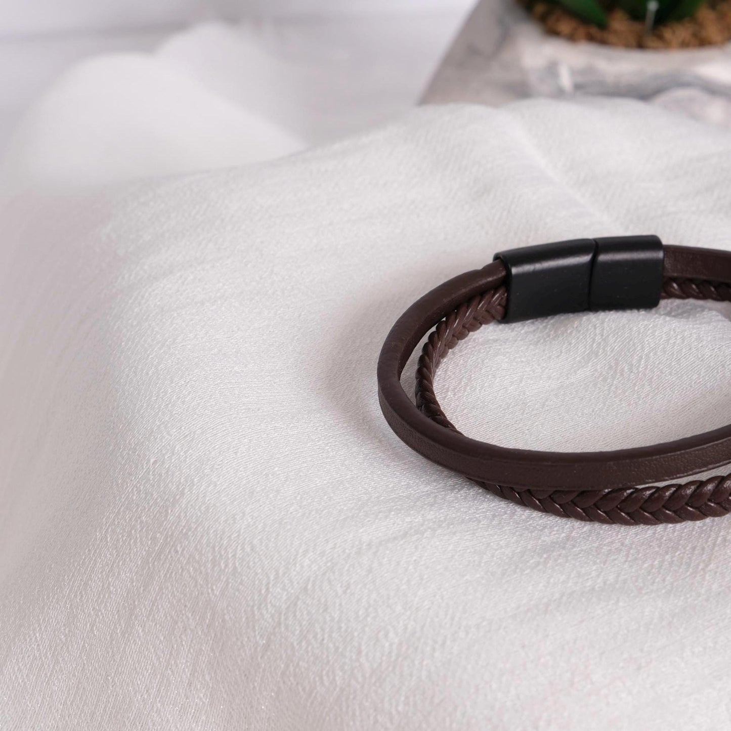 Brown Minimal Leather Men's Bracelet Double Layered Genuine Leather 22cm Adjustable Wristband Minimalist Fashion Jewelry for Him Gift