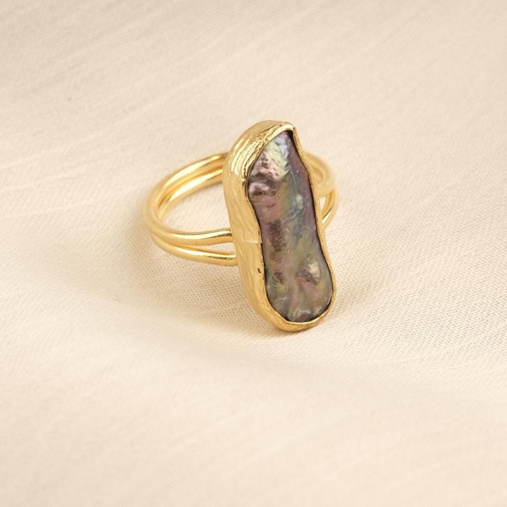 Handmade Black Genuine Pearl Statement, Antique Looking & Vintage Style Gold Plated Ring With Sculptural Artistic Abstract Design For Women