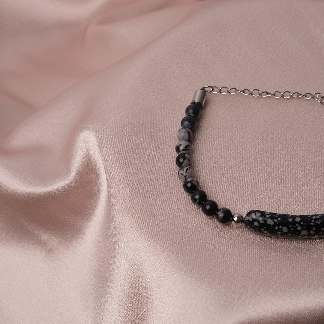 Black and White Gemstone Bracelet – Adjustable 20-26 cm – Strong & Durable, and Stylish | Great Gift for Him | Everyday Modern Jewelry