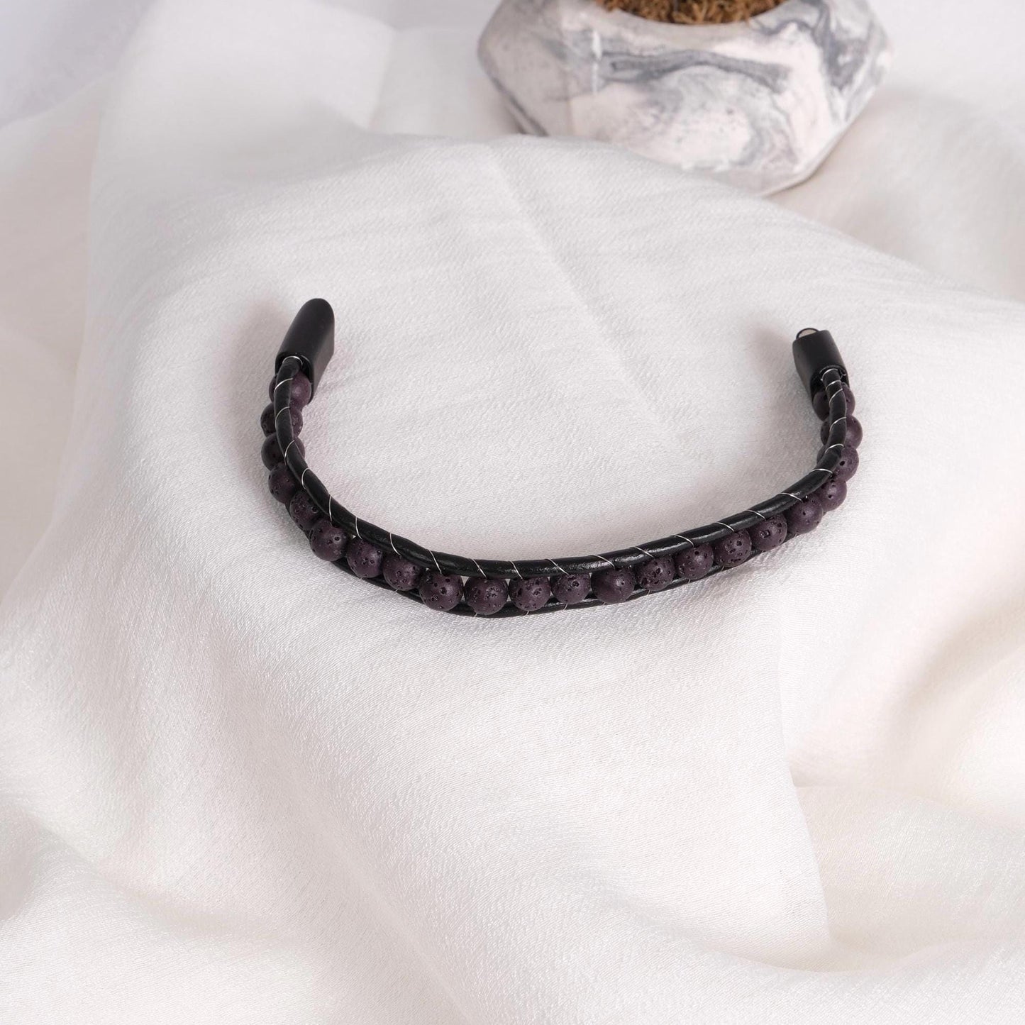 Black Carbon Matte Gemstone Bracelet for Men, Real Leather, Steel Wrapped, 22cm, Durable Masculine Design