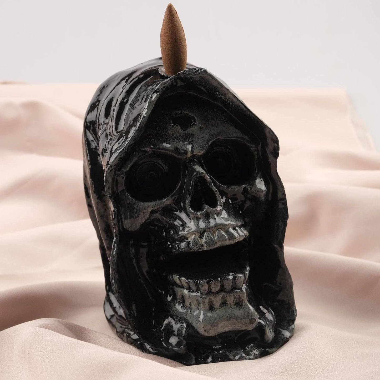 Unique Black Backflow Incense Holder | Gothic Decoration for Meditation Lovers, Smoke Fountain for Backflow Incense, Unique Ash Catcher