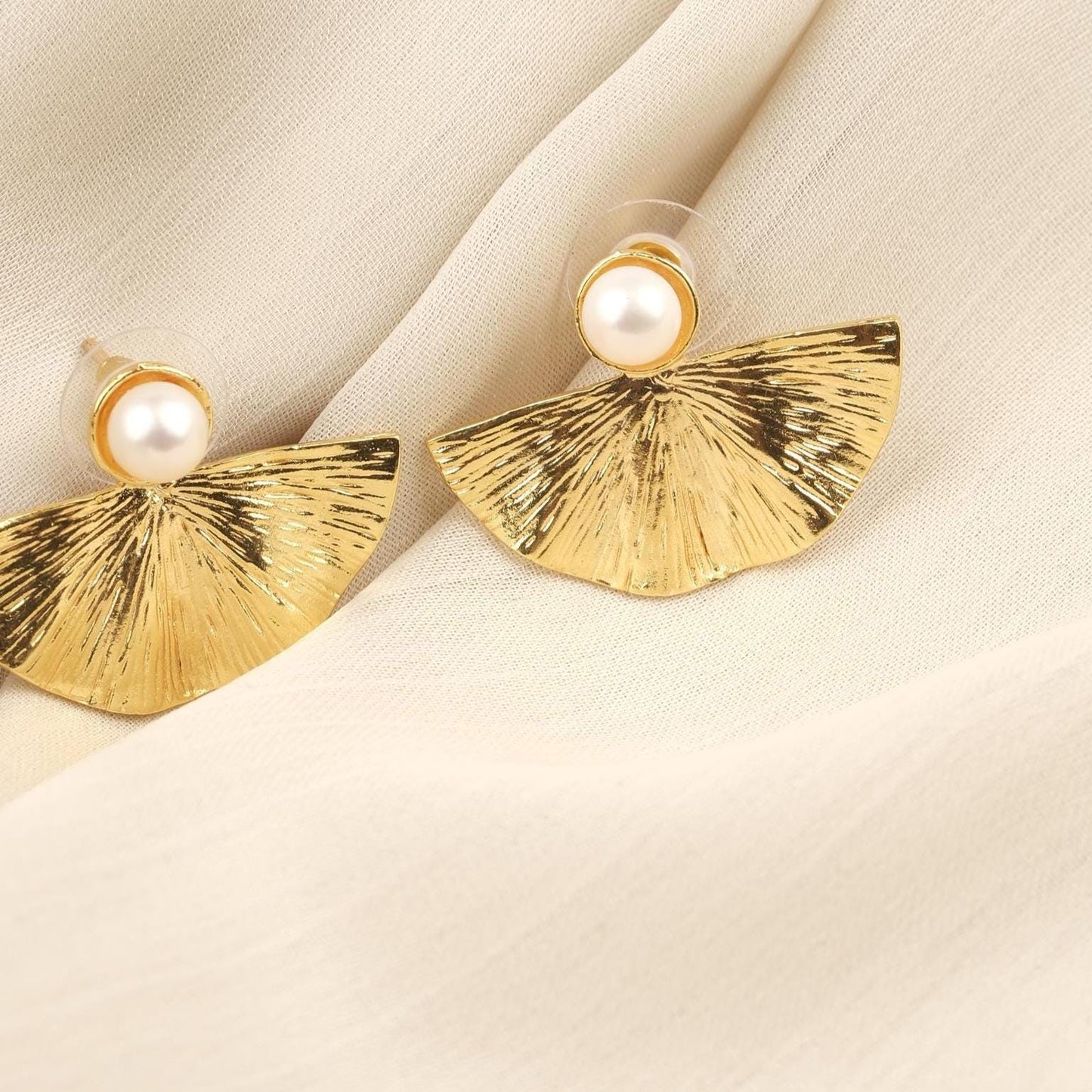Handmade Shell & Genuine Pearl Stud Earrings, Gold Plated Antique Style Fresh Water Pearls, Shell Design with Faux Pearl, Vintage Inspired