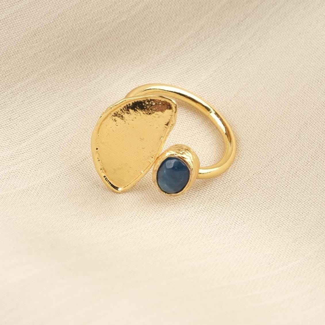 Handmade Classic Artistic Sodalite Gemstone, Antique Looking And Vintage Style Gold Plated Ring With Minimal Sculptural Design Accent
