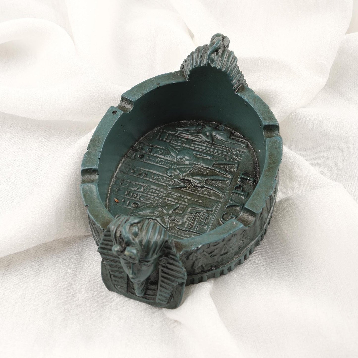 Pharaoh Ashtray | White , Vintage Egyptian Style Spiritual and Meditative Style Mythic Smoking Accessories 10x15cm Handmade HEAVY ITEM 1LBS