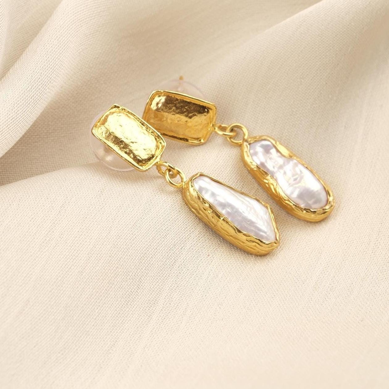 Handmade Genuine Pearl Stud Earrings with Artistic and Textured Design, Vintage Style, Antique Looking Gift, Elegant Minimalist Jewelry