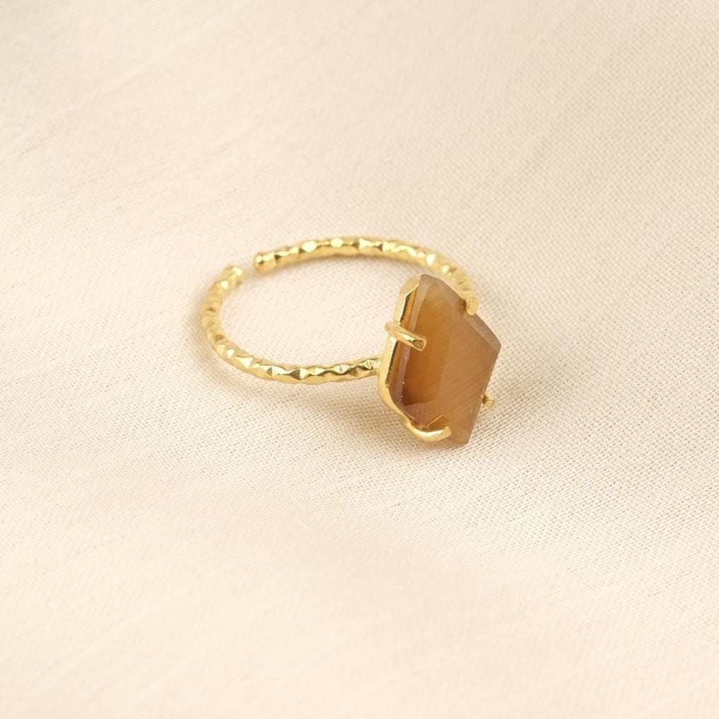 Handmade Diamond Ring, Drop Style Antique Looking And Vintage Style Gold Plated Adjustable , Green Gemstone Elegant Artisan Crafted Ring