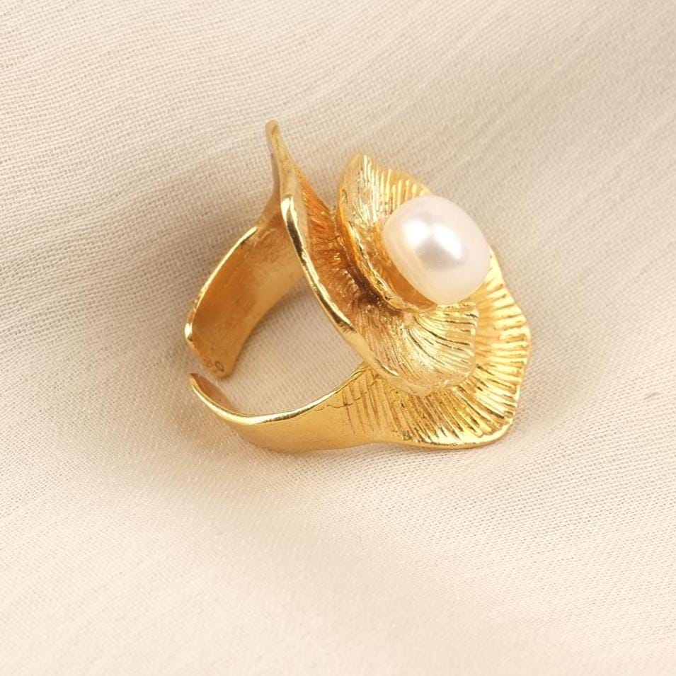 Handmade Genuine Pearl Ring Flower Design & Antique Looking And Vintage Style Timeless Gold Plated Adjustable , Elegant Bold Jewelry Gift