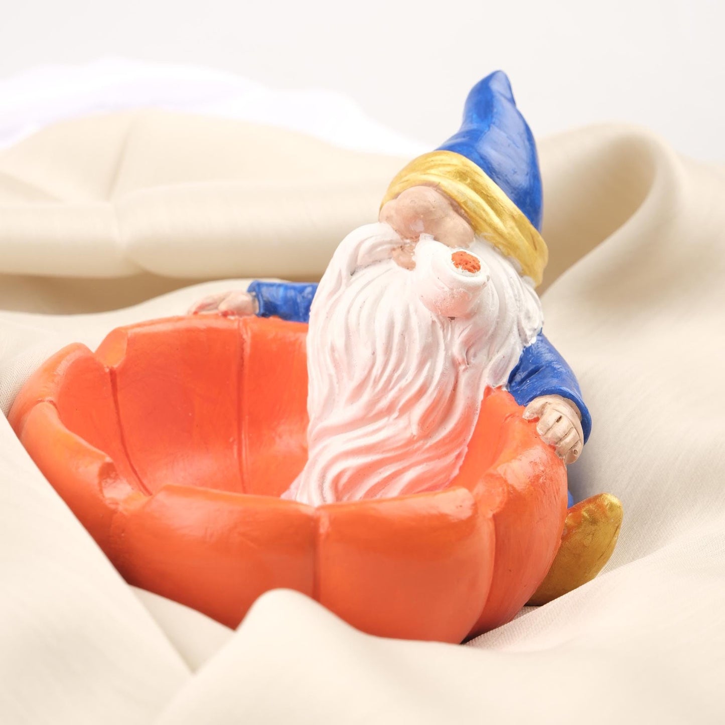 Santa Gnome Ashtray in Orange Pumpkin Bowl, Whimsical Elf Smoking Tray, Handcrafted Fantasy Decor Unique Gift for Smokers, 11x14x11cm Blue