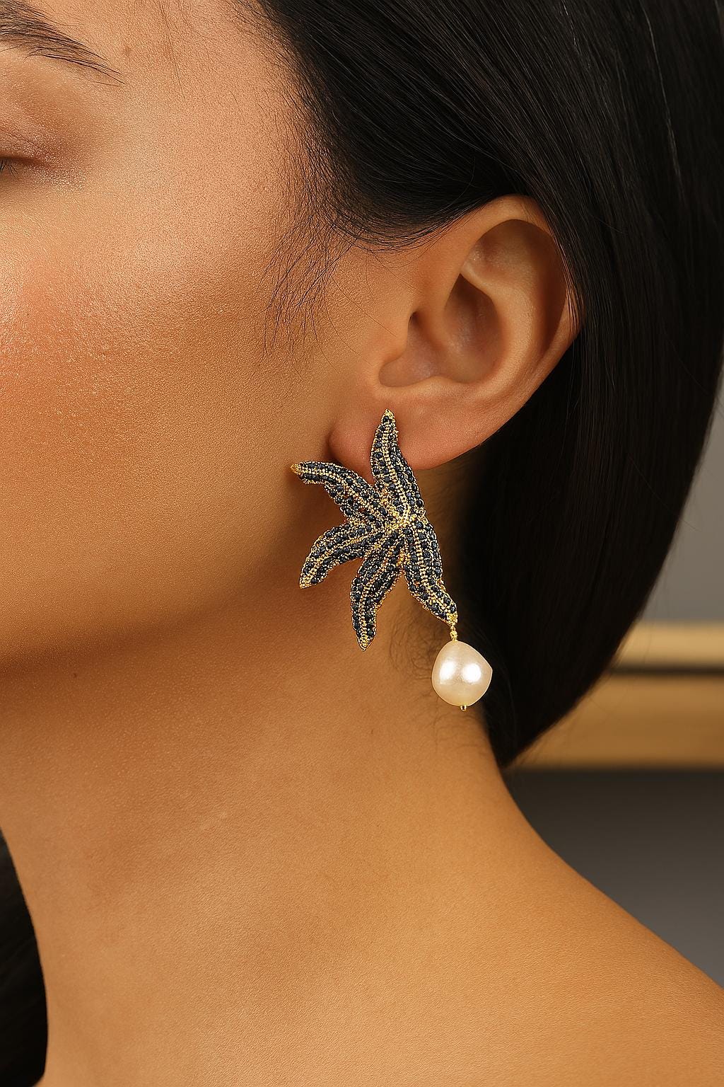 Handmade Real Pearl & Starfish Stud Earrings with Genuine Freshwater Pearl, Light Artistic Ocean-Inspired Design, Elegant Marine Style Gift