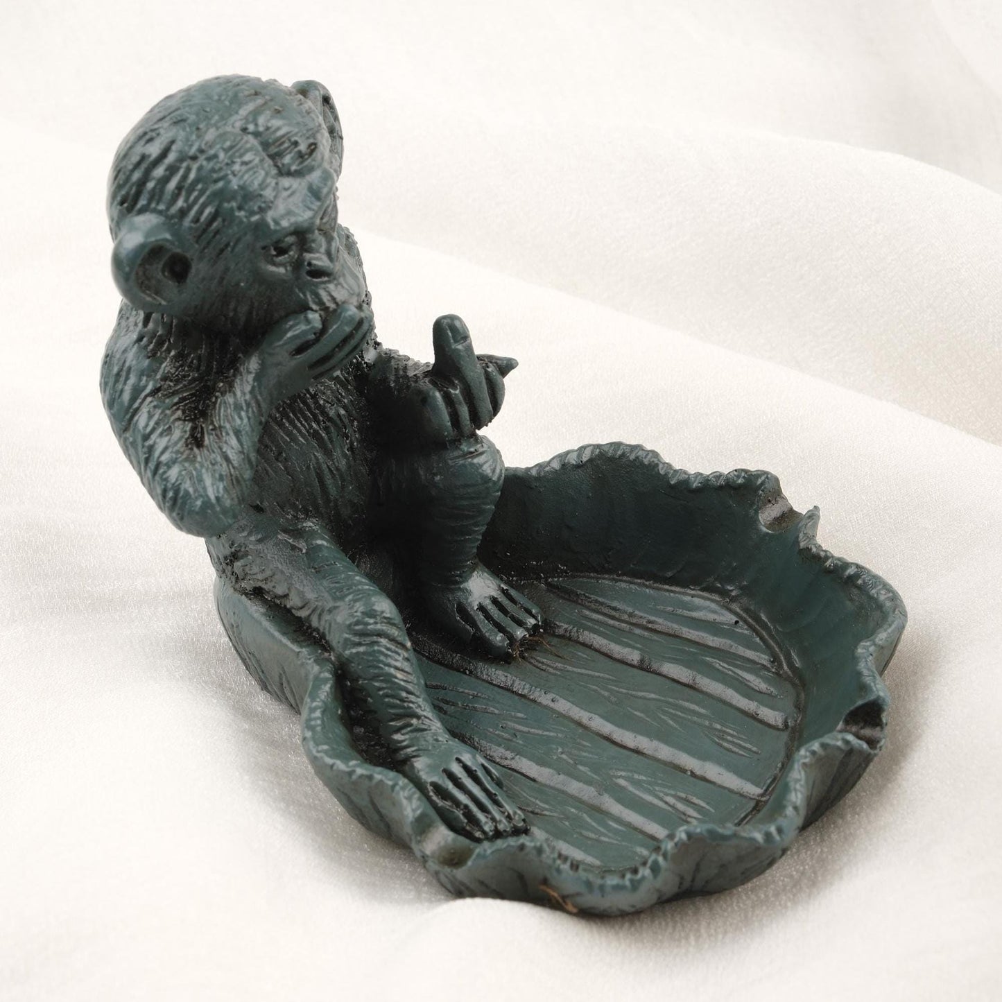 Dark Green Big Middle Finger Monkey Ashtray Funky Outdoor Smoking Accessories Gift, Mythic Ashtray Lid – 9x11cm Handmade HEAVY ITEM 1LBS