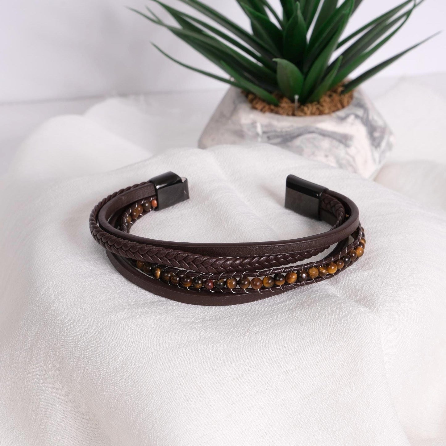 Black Leather & Tiger Eye Gemstone Men's Bracelet 22cm – Bold Braided Design with Natural Stone Accent, Durable Genuine Leather Wristwear