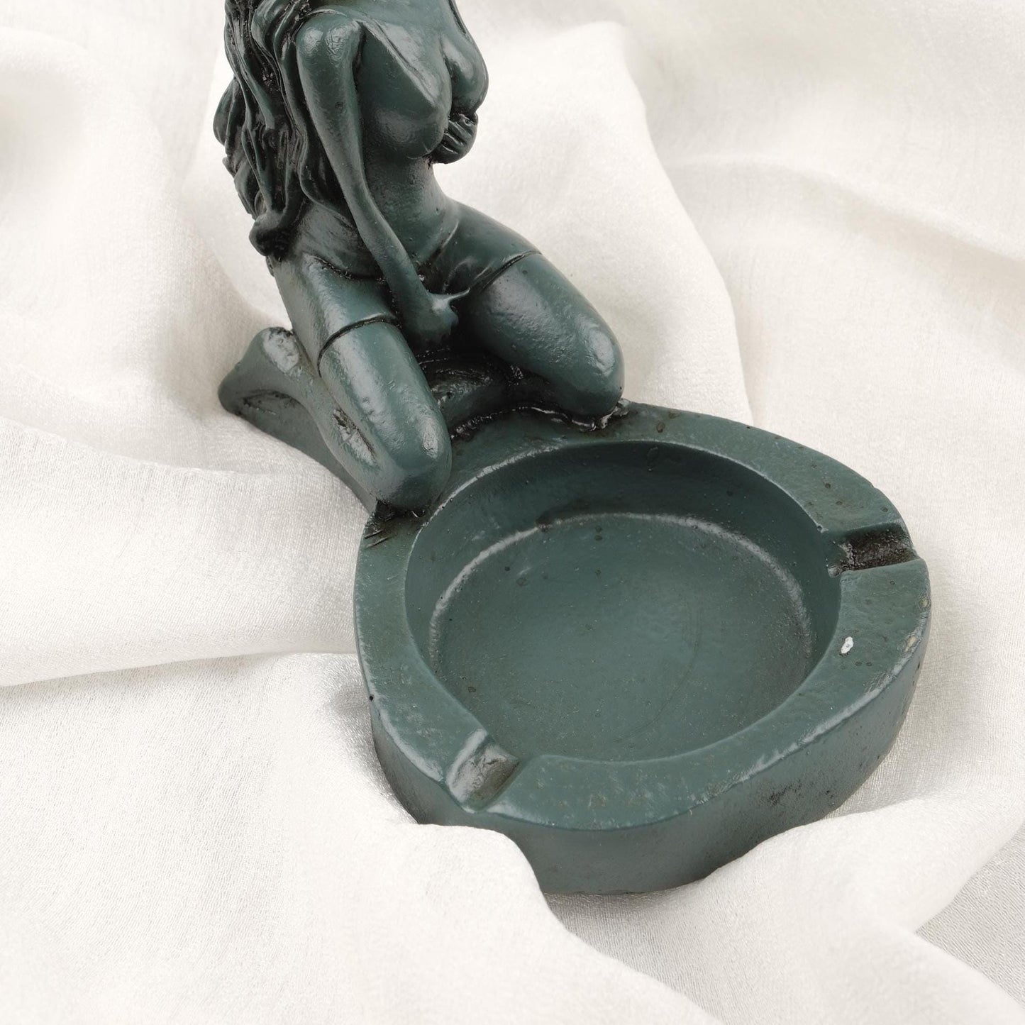 Gray Exotic Women Figure Ashtray , Cigarette Lid for Smokers, Smoking Accessories for Husband, Art Decoration Gift WEIGHS 1LB