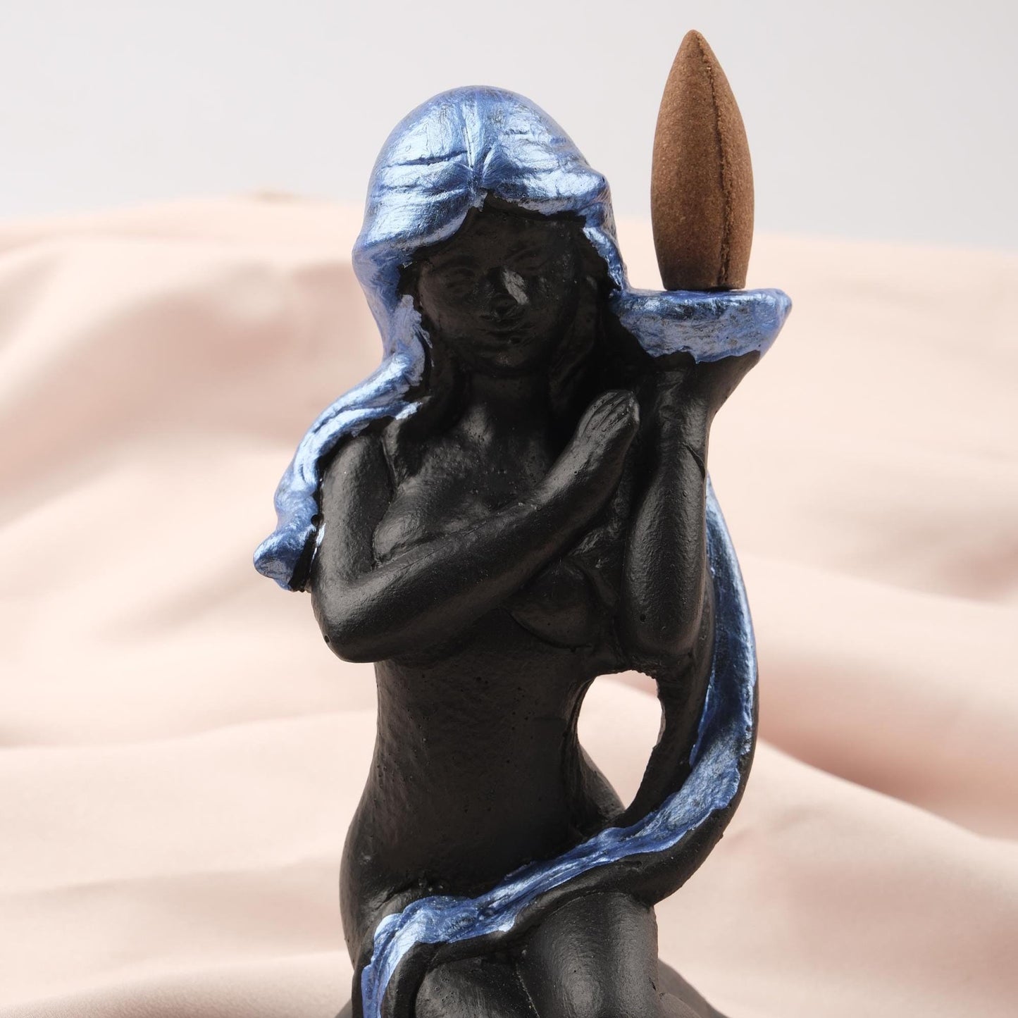 Women Figure Backflow Incense Holder, 17 cm and 6.7 in | Unique Resin Smoke Fountain, Spiritual Decor, Meditation Gift, Navy Blue & Black