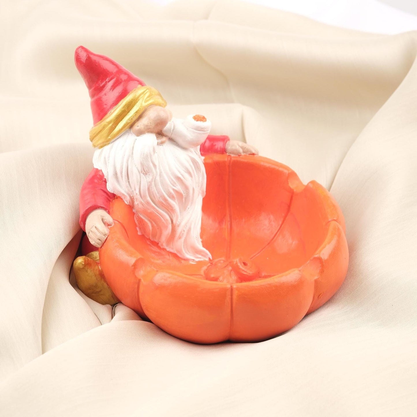 Red Gnome Ashtray with Pumpkin Bowl, Whimsical Santa Elf Smoking Tray, Handmade Fantasy Gift for Smokers Fun Decor, 11x14x11cm