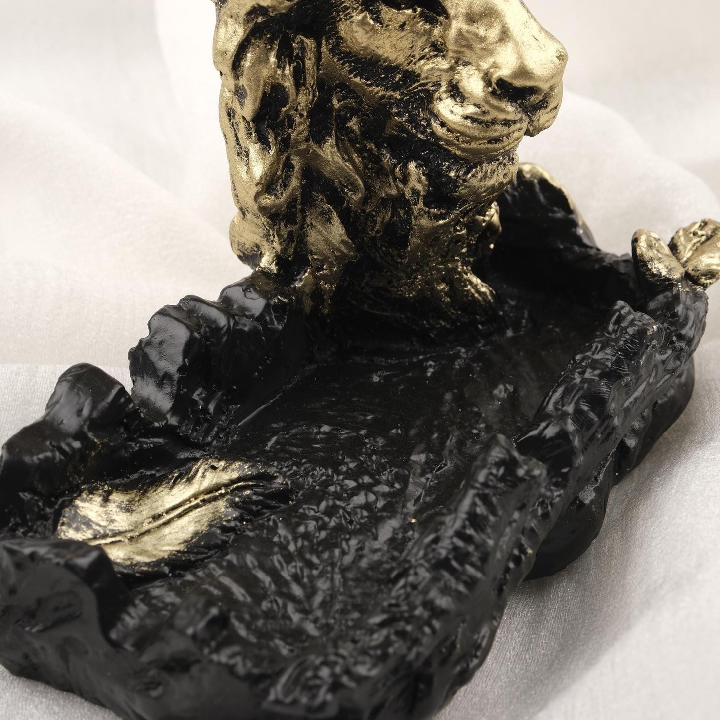Handmade Gold Lion Ashtray with Feather Detail Funky Vintage Ashtray Lid, Cool Smoking Gift Cigarette Holder for Smokers WEIGHS 1LB