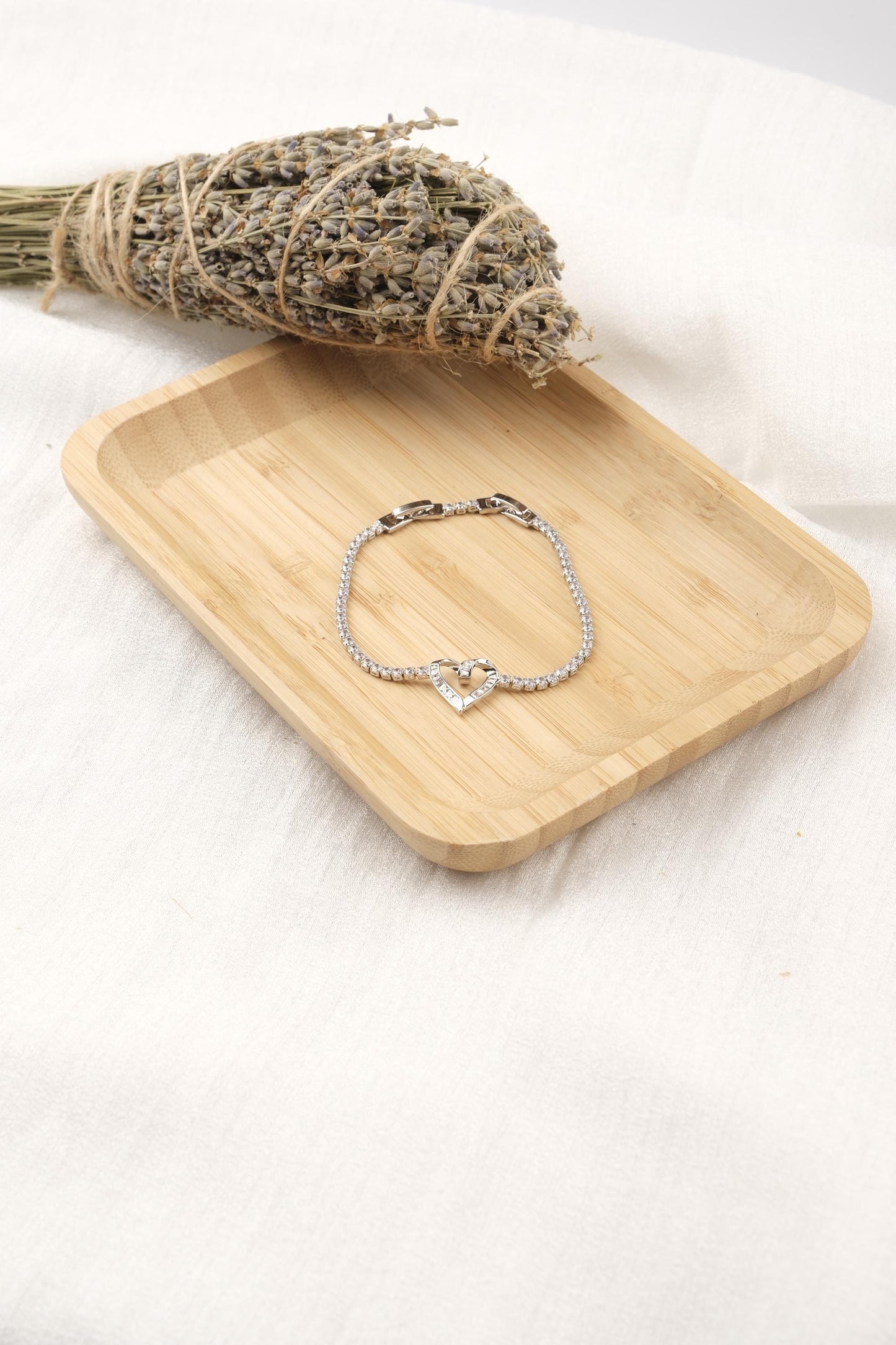 Silver Tennis Bracelet With Heart Charm Elegant Romantic Crystal Tennis Bracelet Hypoallergenic Dainty Adjustable Jewelry Gift For Her