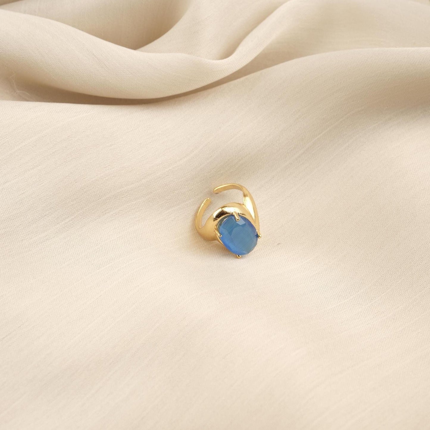 Protect the Aura | Handmade Blue Cat's Eye Ring, Antique Looking And Vintage Style Adjustable Ring, Gemstone Artistic Diamond Ring Gift June