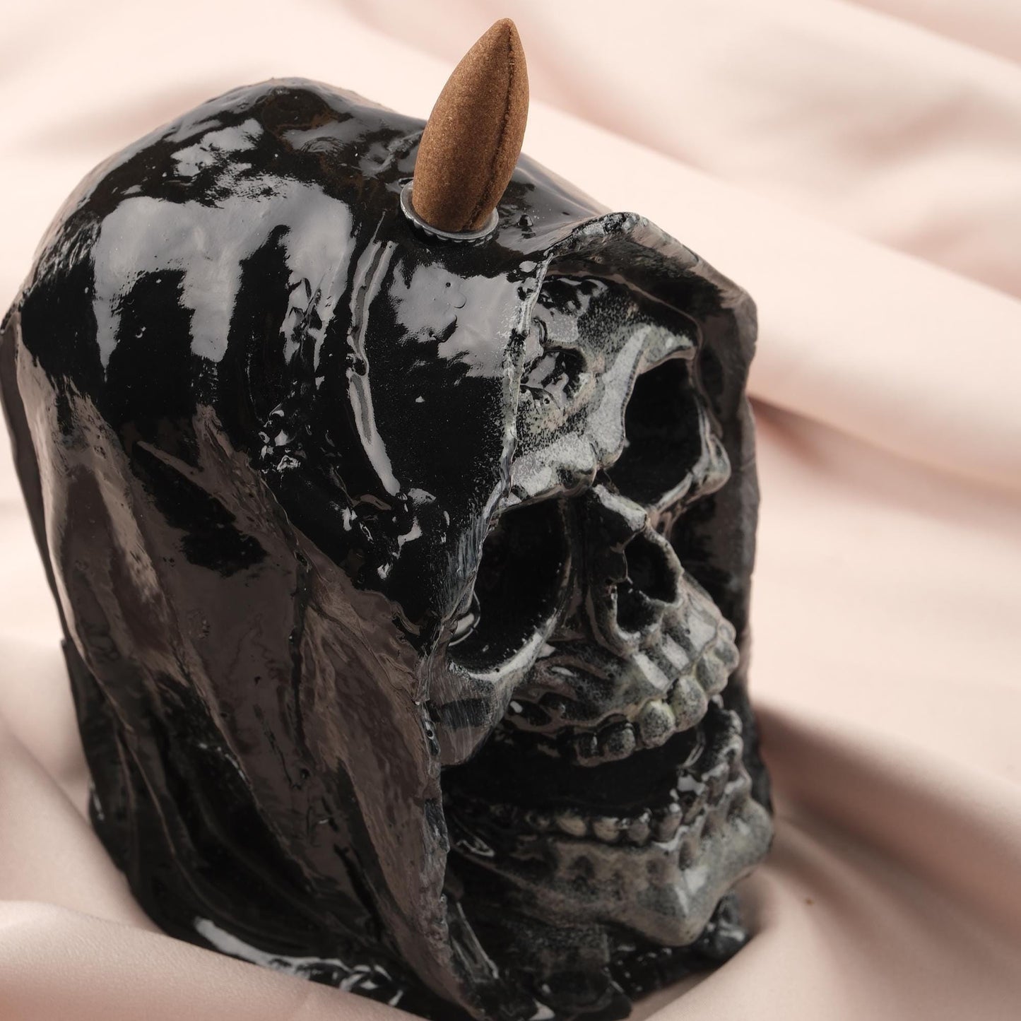 Unique Black Backflow Incense Holder | Gothic Decoration for Meditation Lovers, Smoke Fountain for Backflow Incense, Unique Ash Catcher