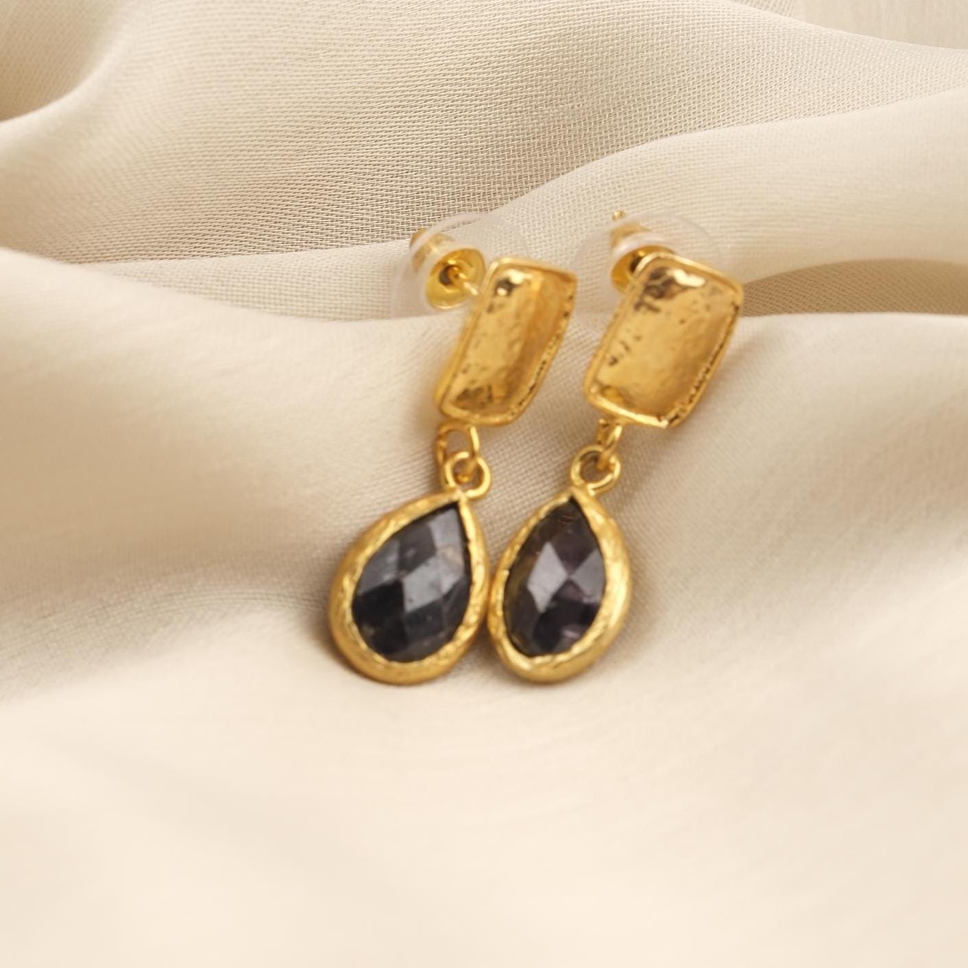 Handmade Garnet Diamond Earrings,Gold Teardrop January Birthstone, Artistic Minimal Jewelry For Women, Elegant Everyday Statement Piece Gift