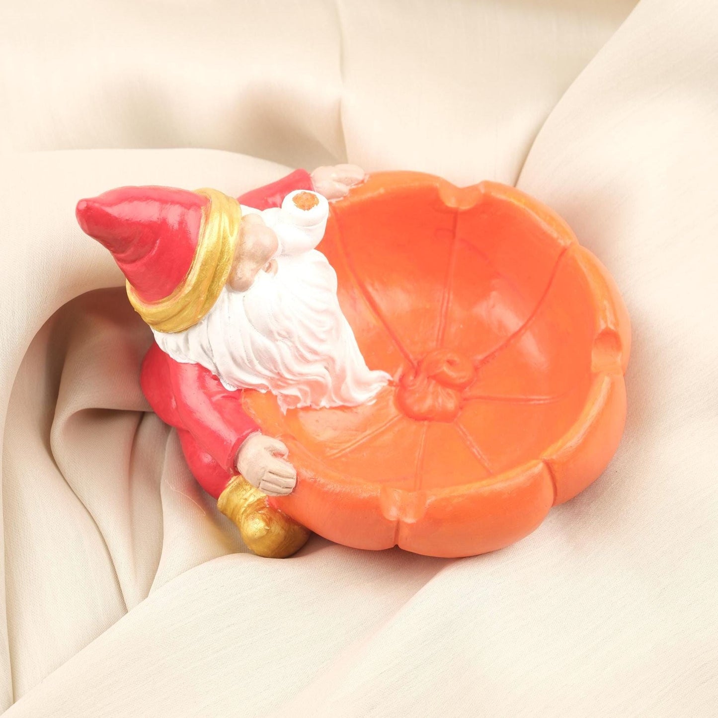 Red Gnome Ashtray with Pumpkin Bowl, Whimsical Santa Elf Smoking Tray, Handmade Fantasy Gift for Smokers Fun Decor, 11x14x11cm