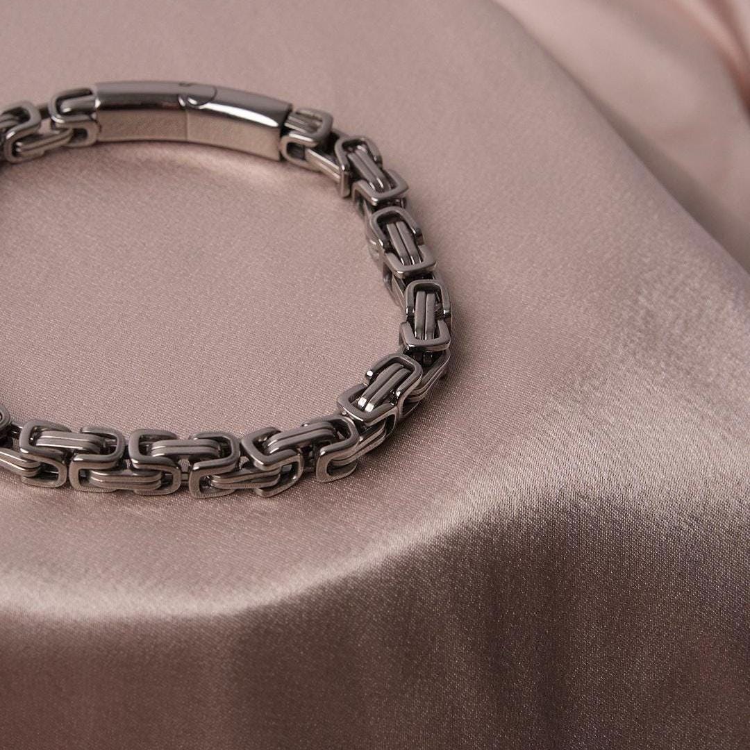 Silver Chain Detailed Bracelet for Men & 22 cm, Rugged Charm Meets Minimalist Design | Perfect for Daily Wear | Great Gift for Stylish Men