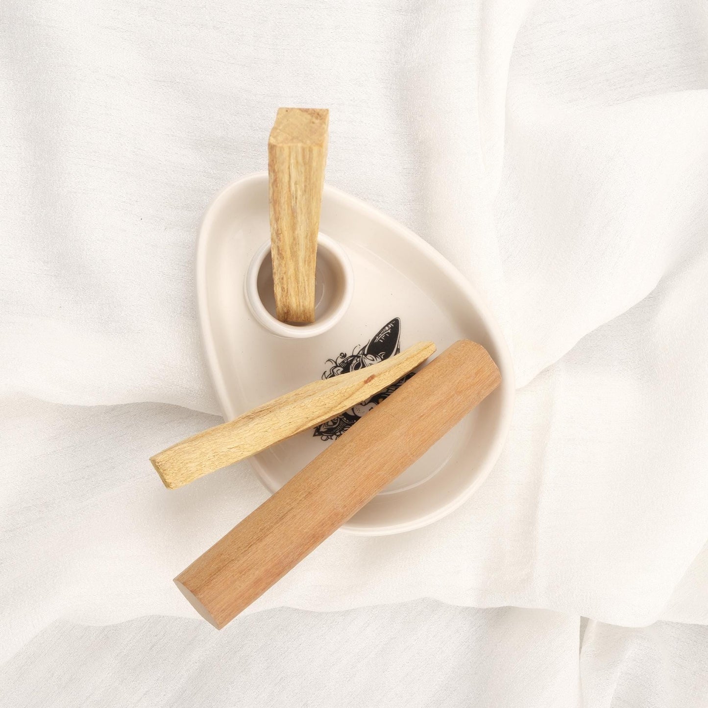 Meditating Third Eye Cat Design Black And White Palo Santo Holder | Ceramic Cleansing Tray | 9x14x4cm Authentic Unique Sandal Ash Catcher