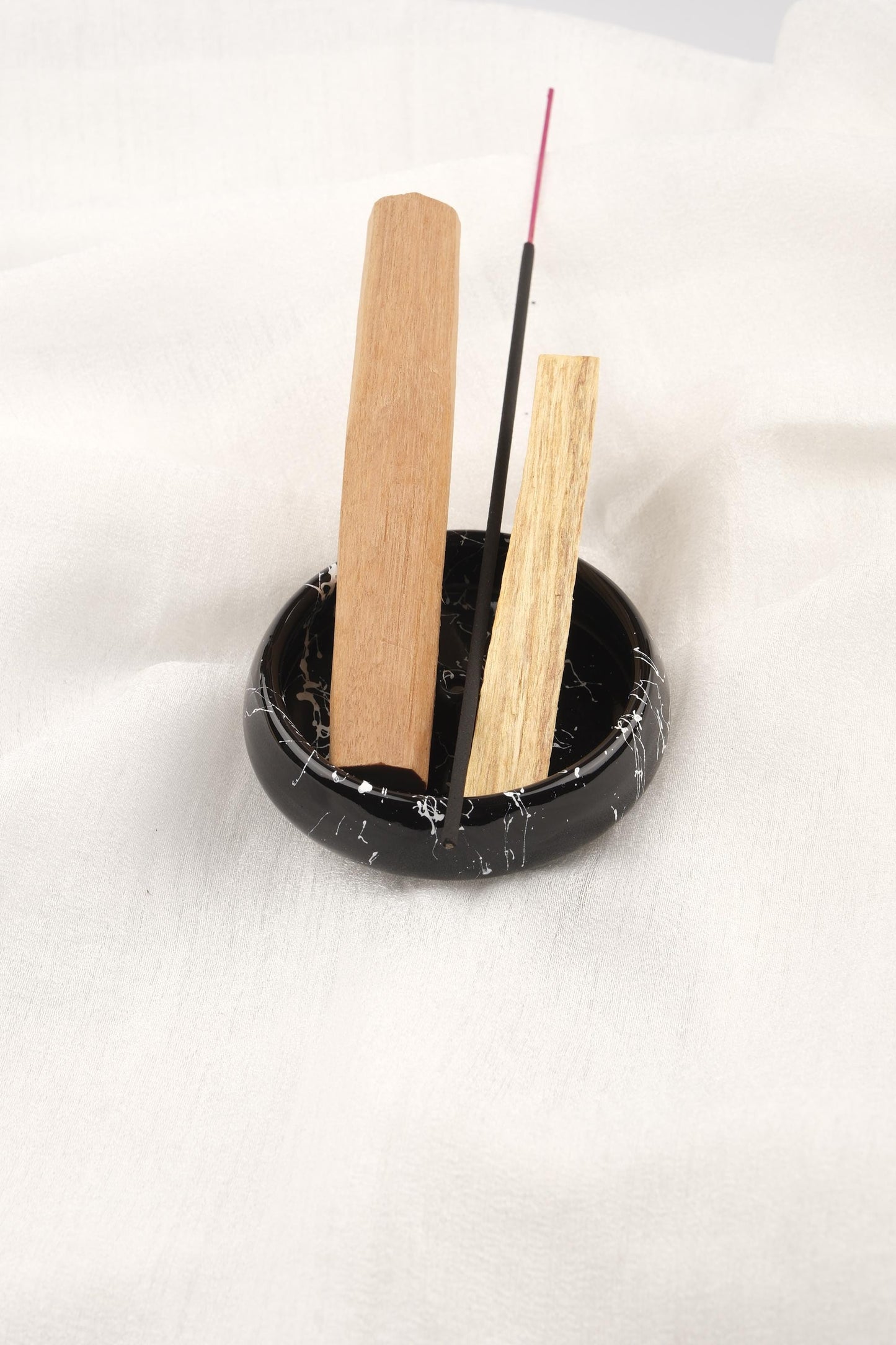 Small Black And White Marble Ceramic Palo Santo Holder Authentic Ash Catcher Plate For Rituals And Cleansing 13x13x2cm Meditation Ash Lid