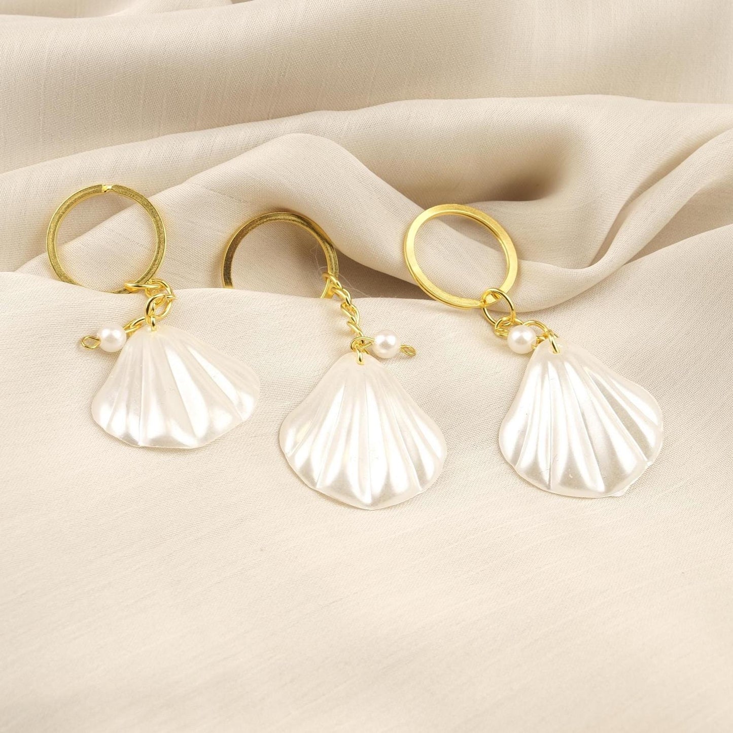 Handmade Shell & Pearl Gold Keychain and Bag Charm, Faux Pearl Beach Vibes Minimalist Decor for Summer Lovers