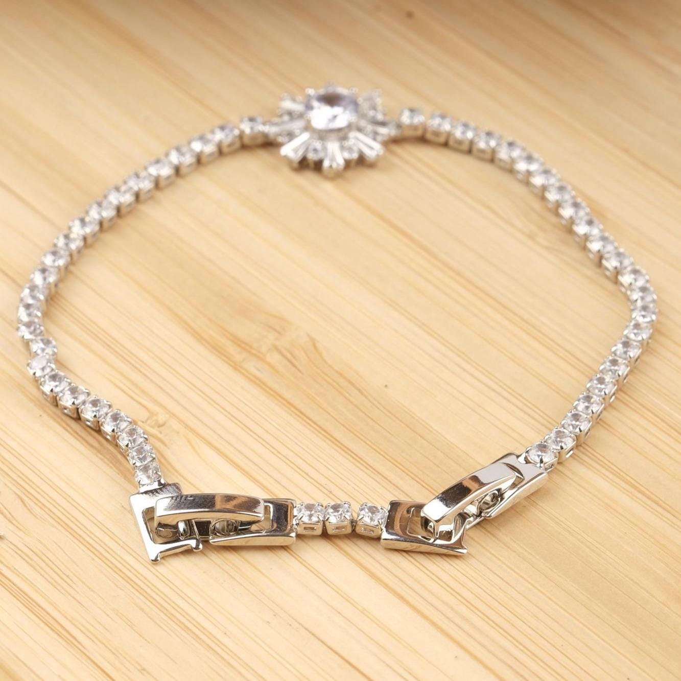 Silver Tennis Bracelet For Women With Flower And Emerald Charm, Romantic Elegant Jewelry Piece For Her, Timeless Bracelet Gift Idea