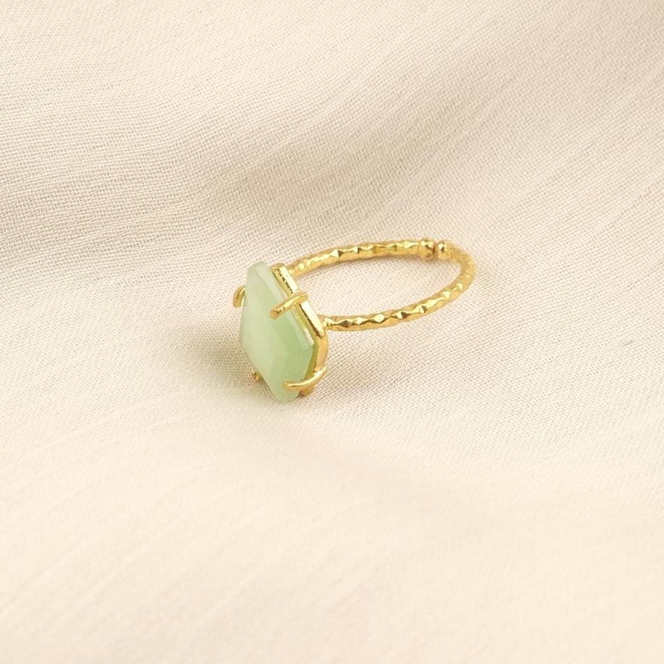 Handmade Diamond Ring, Drop Style Antique Looking And Vintage Style Gold Plated Adjustable , Green Gemstone Elegant Artisan Crafted Ring