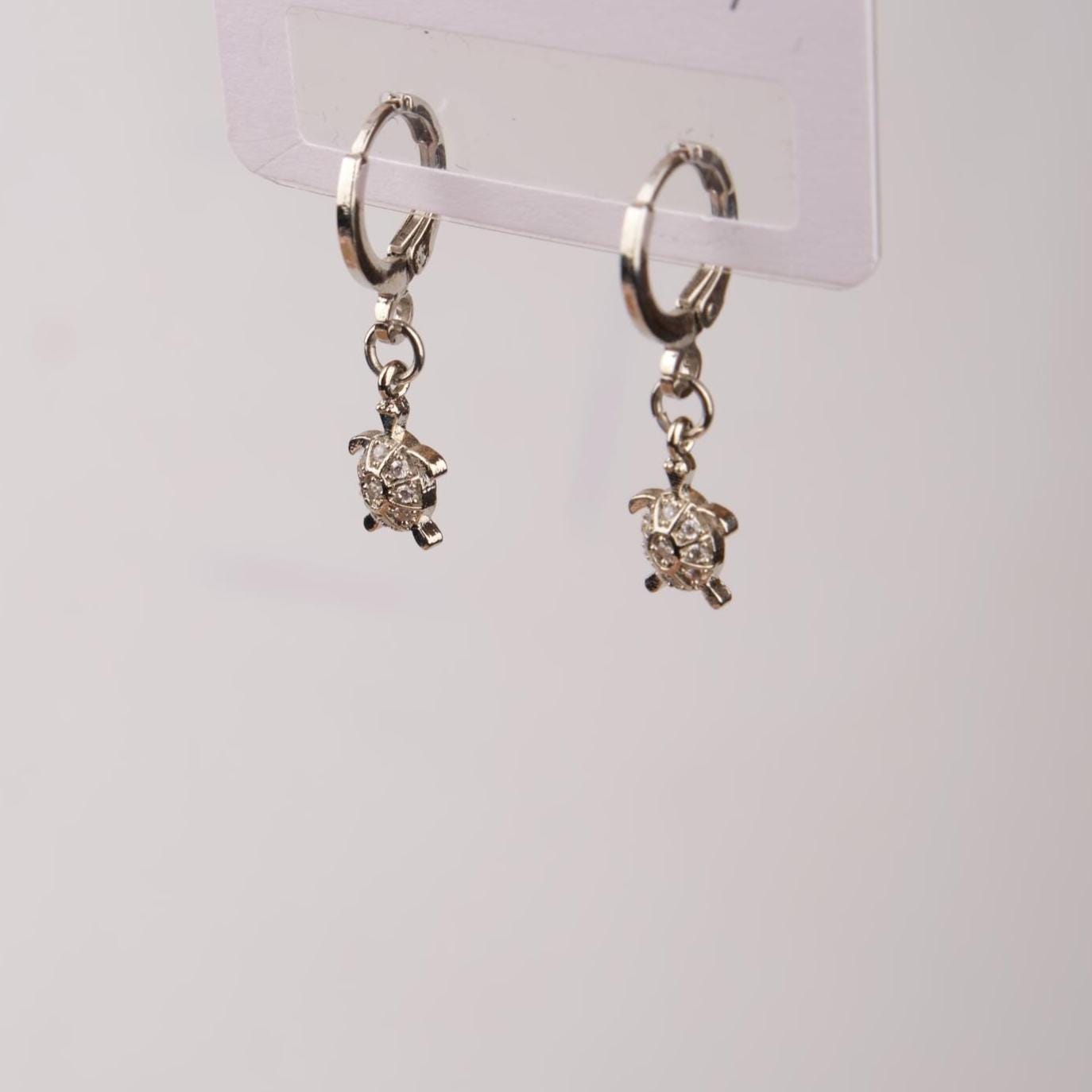 Silver Turtle Hoop Earrings, Ocean-Inspired Minimal Jewelry In Brass, For Women Who Shine In Summer, Gentle Care