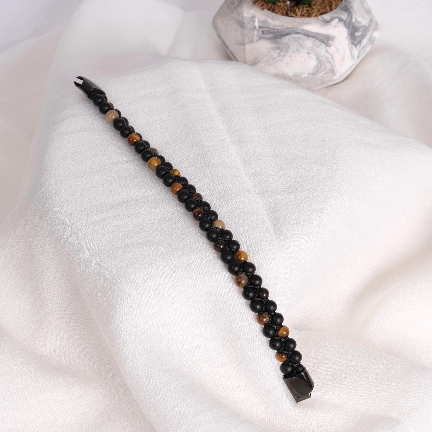 Tiger’s Eye & Matte Black Beaded Men’s Bracelet , 22cm , Grounding , Bold Design, Smooth Finish, Stylish Gift for Him