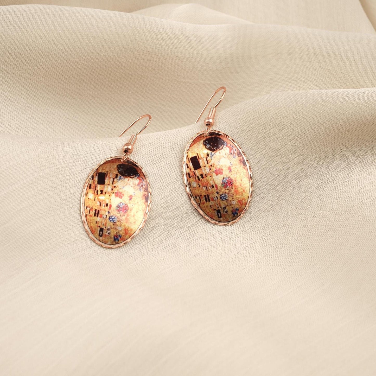 Gustav Klimt “The Kiss” Dangle Earrings in Pure Copper, Artistic Design | Handmade Vintage Style, Antique Looking Gift