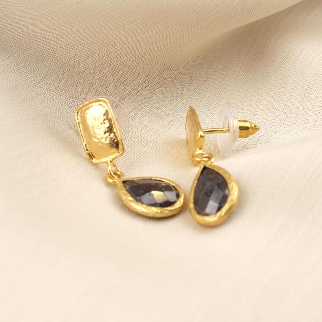 Handmade Garnet Diamond Earrings,Gold Teardrop January Birthstone, Artistic Minimal Jewelry For Women, Elegant Everyday Statement Piece Gift