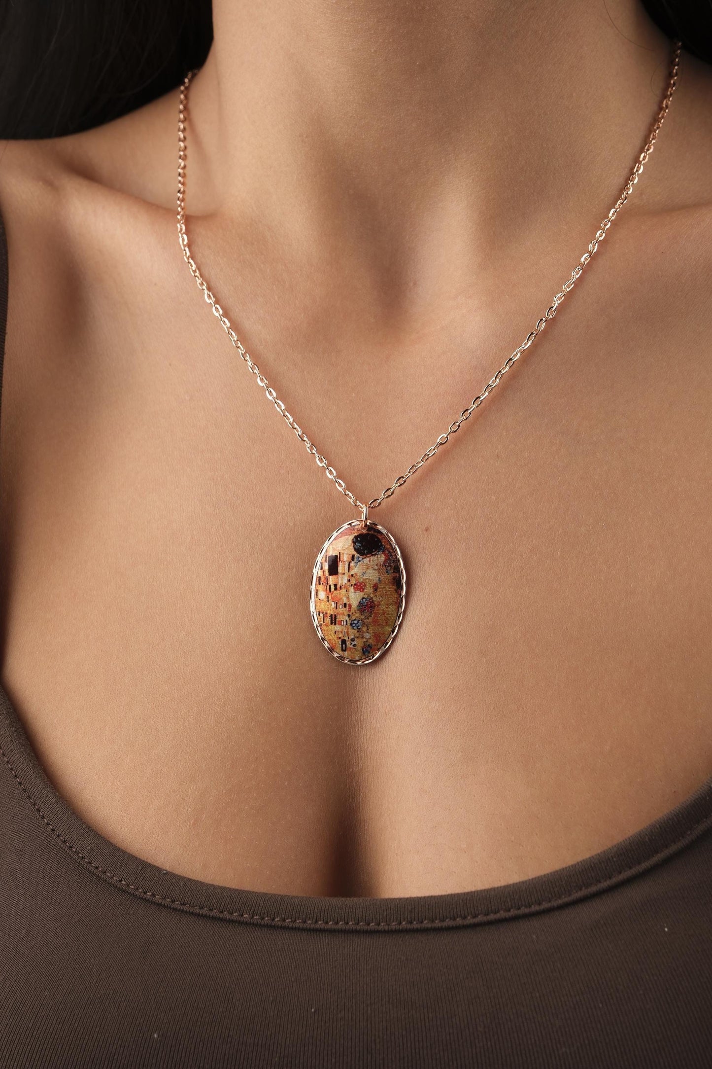 Gustav Klimt "The Kiss" Necklace in Pure Copper, Artistic Pendant & Adjustable Chain | Handmade Antique Looking Vintage Style Gift