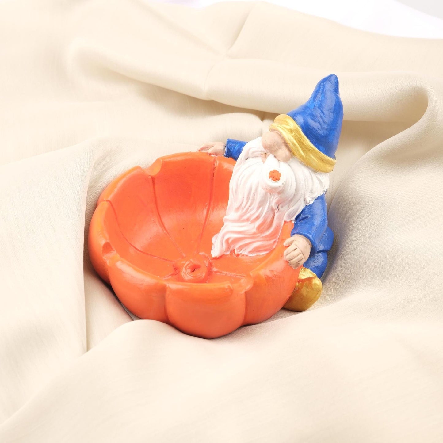 Santa Gnome Ashtray in Orange Pumpkin Bowl, Whimsical Elf Smoking Tray, Handcrafted Fantasy Decor Unique Gift for Smokers, 11x14x11cm Blue