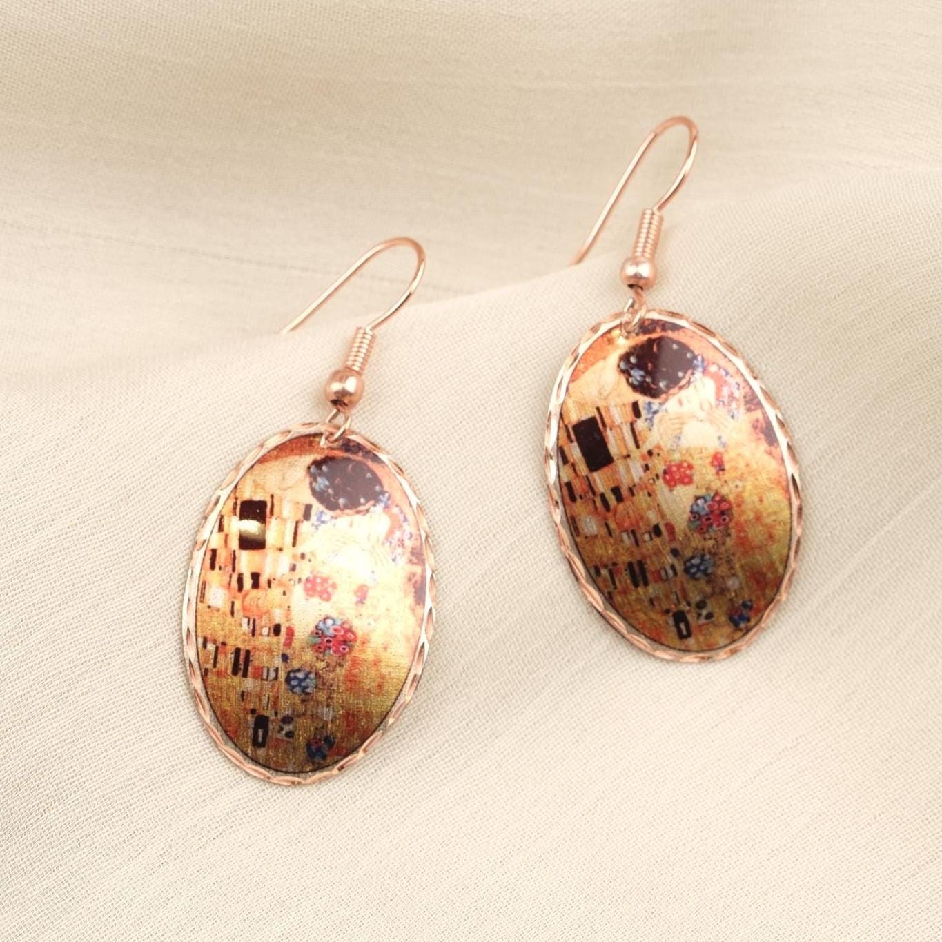 Gustav Klimt “The Kiss” Dangle Earrings in Pure Copper, Artistic Design | Handmade Vintage Style, Antique Looking Gift