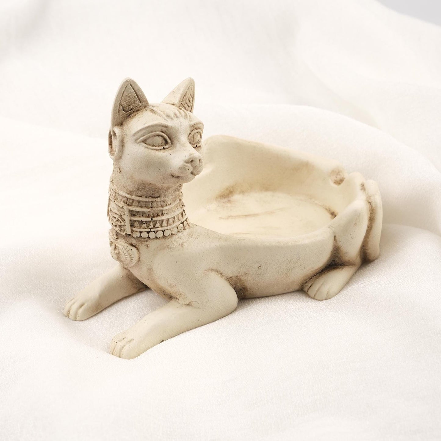 White Sphinx Cat Ashtray, Ancient Vibe Funky Outdoor Cool Ashtray Gift Idea for Smokers – 14x10cm Handmade HEAVY ITEM 1LBS