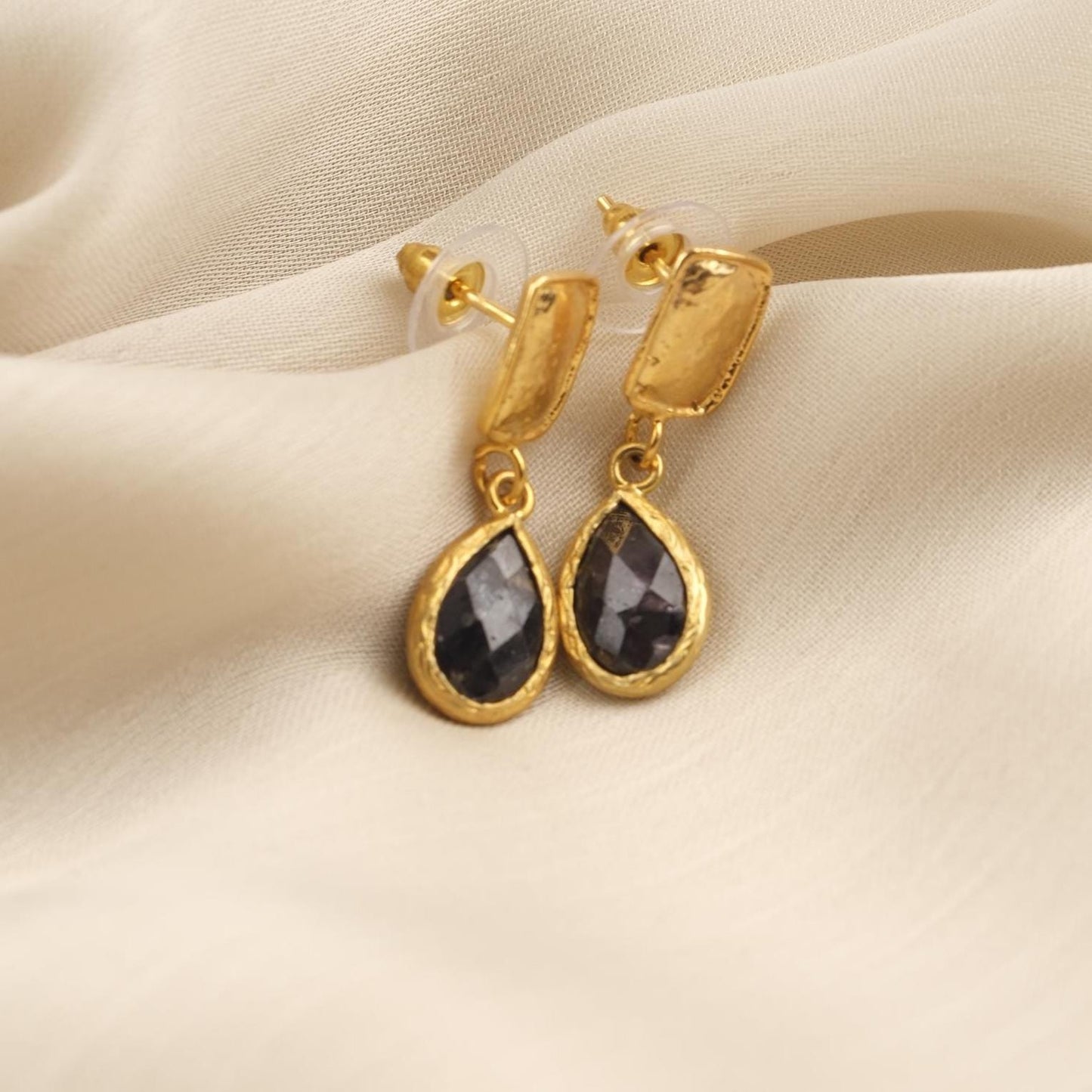 Handmade Garnet Diamond Earrings,Gold Teardrop January Birthstone, Artistic Minimal Jewelry For Women, Elegant Everyday Statement Piece Gift