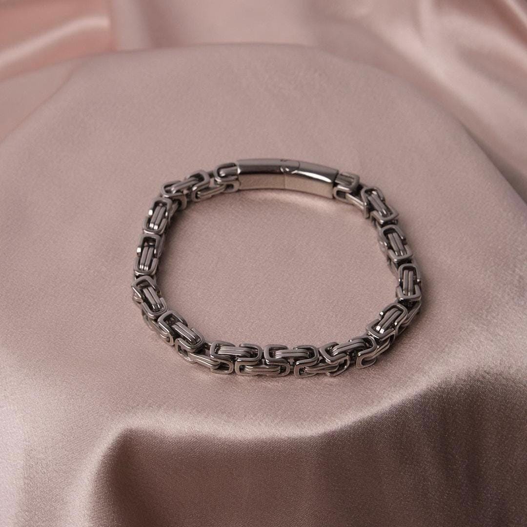 Silver Chain Detailed Bracelet for Men & 22 cm, Rugged Charm Meets Minimalist Design | Perfect for Daily Wear | Great Gift for Stylish Men