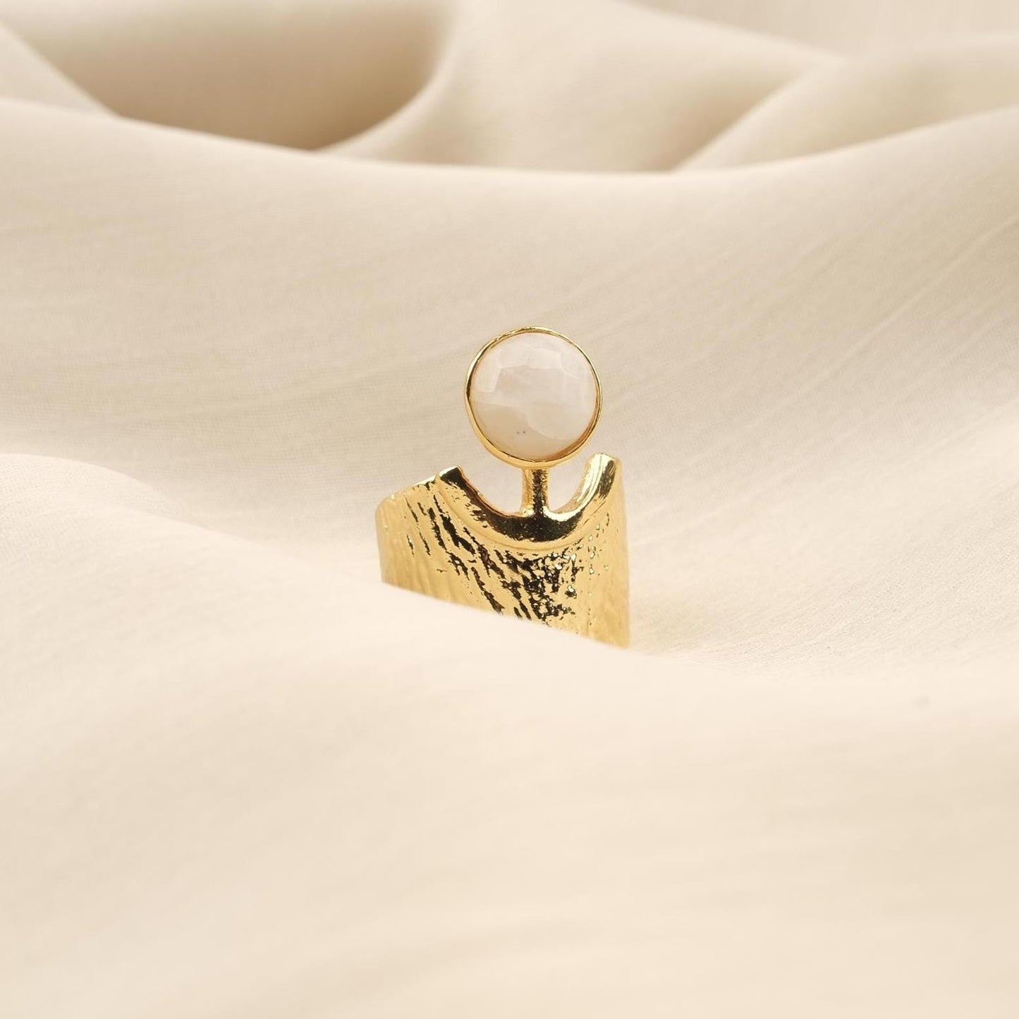 Handmade Regal Gemstone With Queen Style Setting, Antique Looking And Vintage Style Gold Plated Ring Featuring Bold Textured Band Design