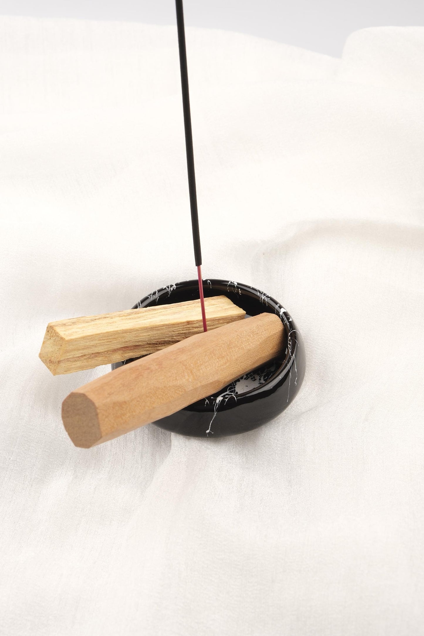 Small Black And White Marble Ceramic Palo Santo Holder Authentic Ash Catcher Plate For Rituals And Cleansing 13x13x2cm Meditation Ash Lid
