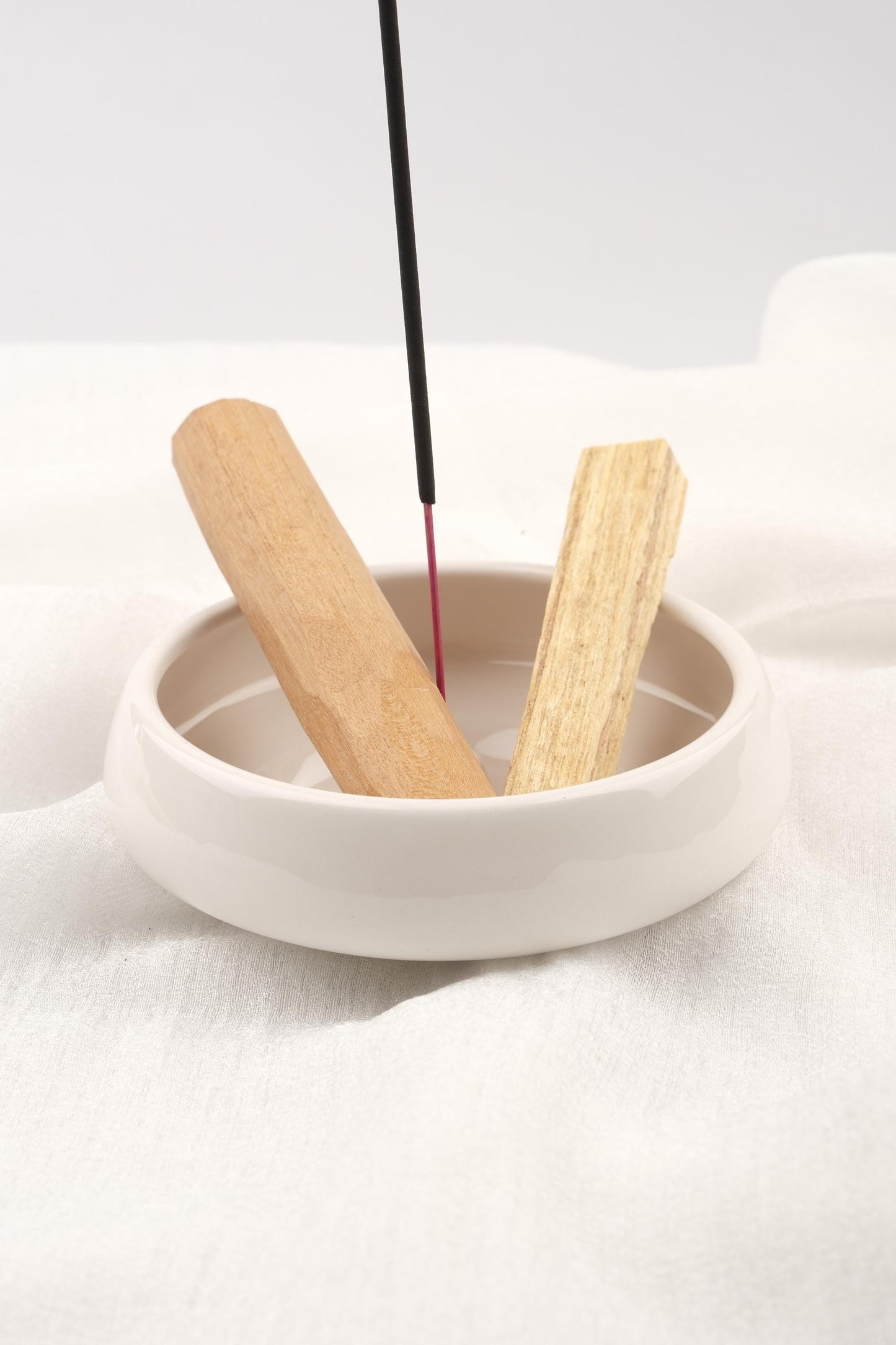 White Classic Ceramic Incense Stick And Palo Santo Holder | Energy Cleansing Tray 12x12x4cm Aromatherapy Ash Catcher, Authentic Smudge Gift