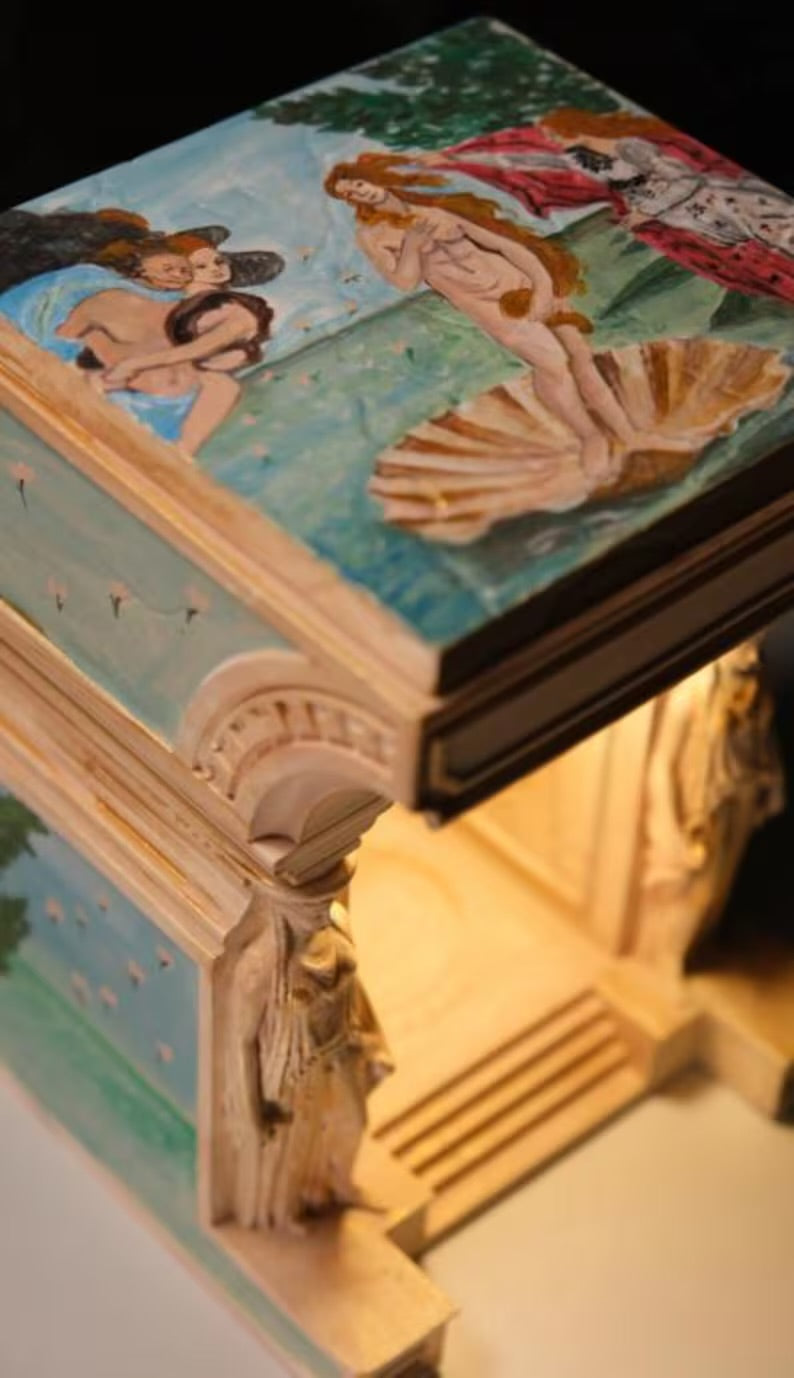 Karyatid Column Lamp with Medusa Details & Creation of Adam Prints and Sandro Boticelli