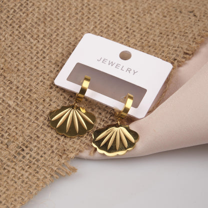 Gold Oyster Hoop Earrings For Women, Classic And Elegant Statement Jewelry, Hypoallergenic Design Made In Brass