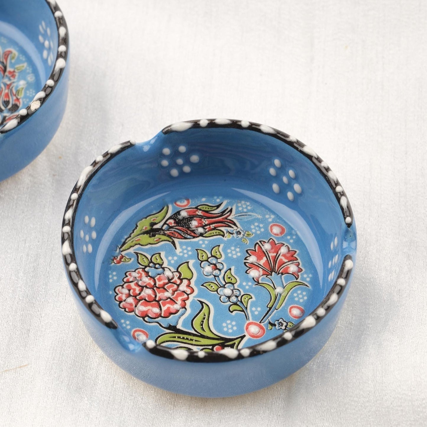 Buy1 Get1 | Dual Blue Ceramic Ashtray with Vintage-Inspired Lid, Handmade Small Smoking Tray, Elegant Antique Style Ashtray Gift for Home