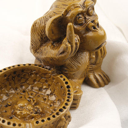 Middle Finger Monkey Ashtray |  Funky Mythic Smoking Accessories Gift Idea – 15x9cm Handmade HEAVY ITEM 1LBS