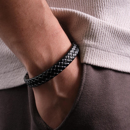 Black Genuine Leather Men's Bracelet – 22cm Street Style with White Stitch Detailing
