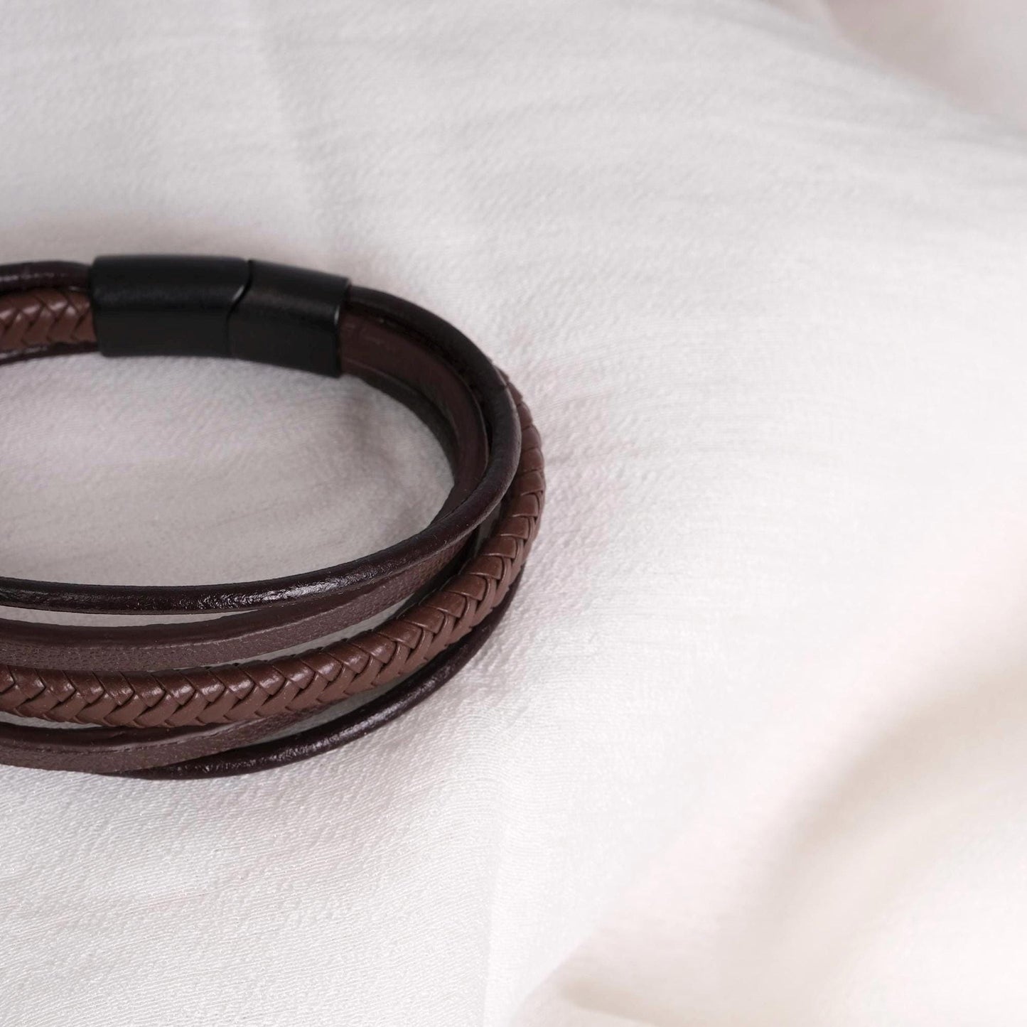 Brown Leather Bracelet for Men, 22cm Bold Style, Genuine Leather, Durable Everyday Wear, Minimalist Masculine Design