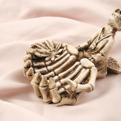 Skull & Marijuana Leaf Ashtray in White, Gothic and Hippie Gift for Smokers | Vintage Cigarette Lid | Skeleton | Unique Smoking Accessories